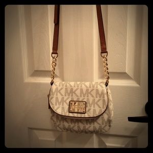 Authentic Michael Kors Crossbody